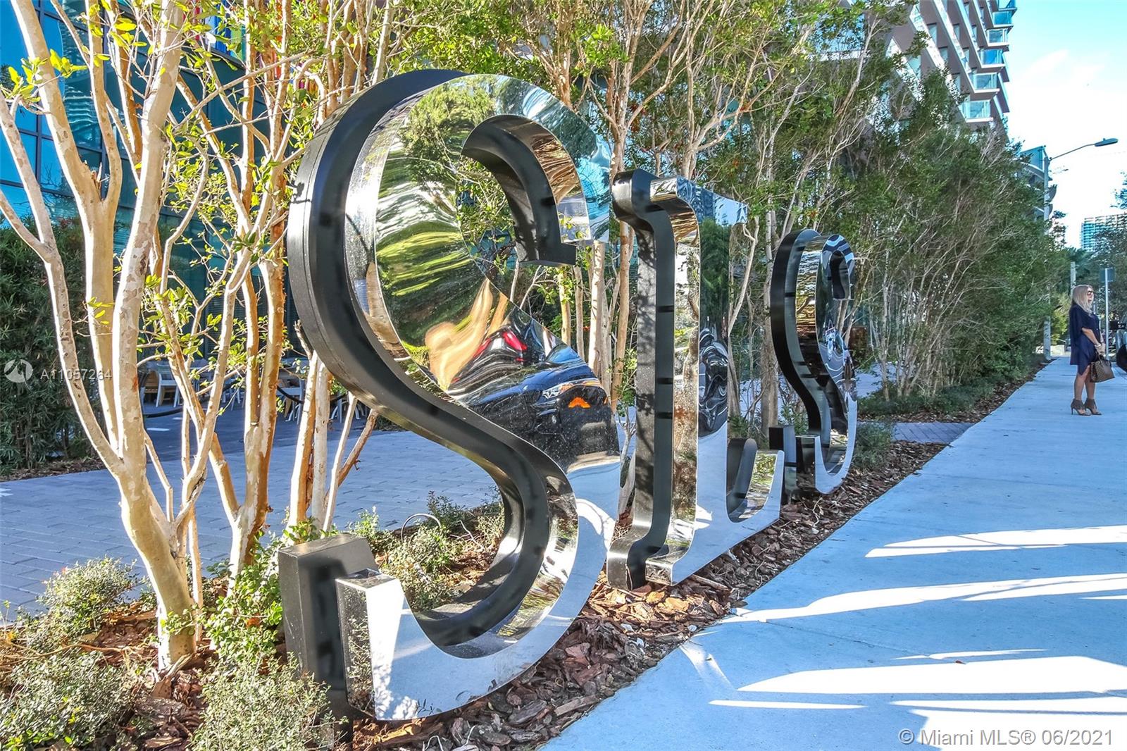 1300 S MIAMI AVENUE CONDO - Residential