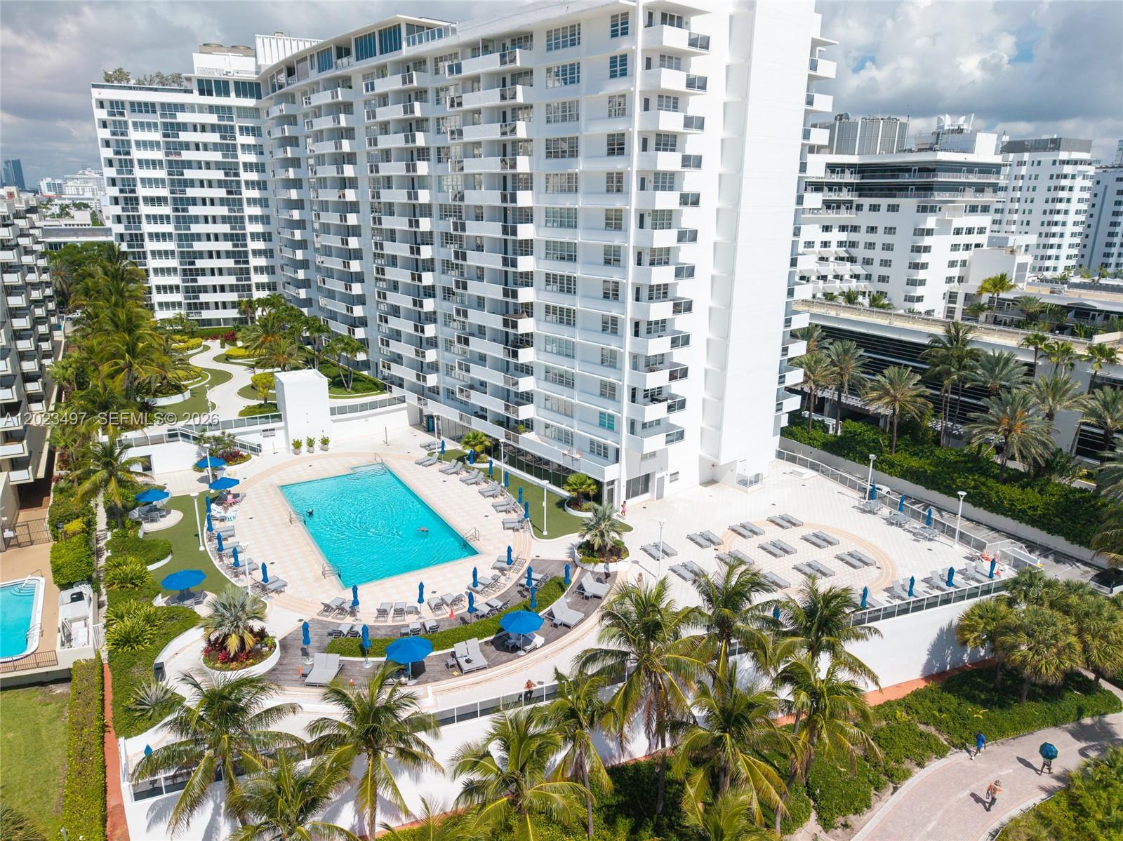 THE DECOPLAGE CONDO - Residential Lease