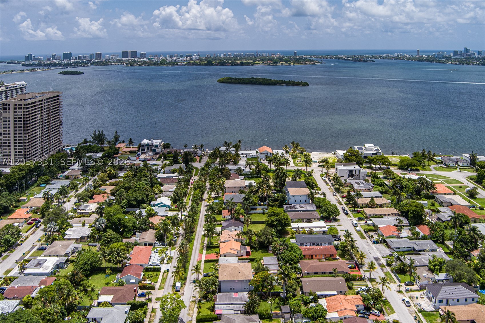 BISCAYNE SHORES CORR PLAT - Residential