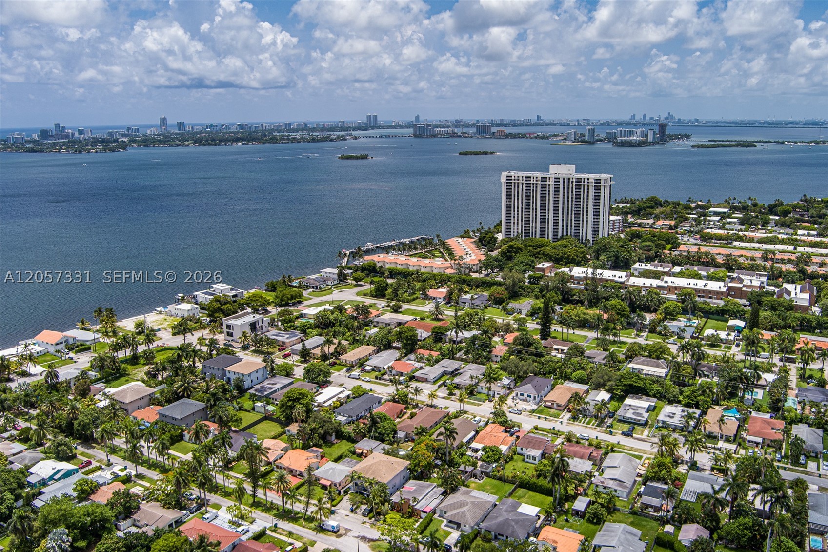 BISCAYNE SHORES CORR PLAT - Residential