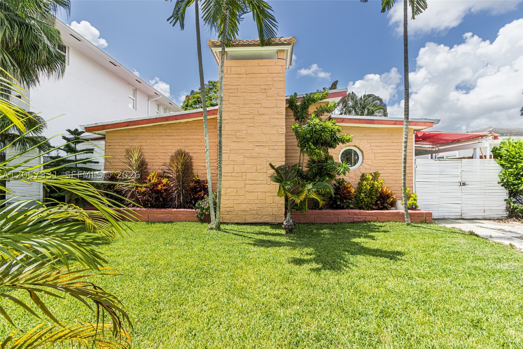 BISCAYNE SHORES CORR PLAT - Residential