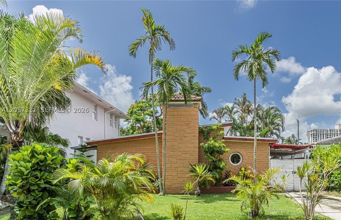 BISCAYNE SHORES CORR PLAT - Residential
