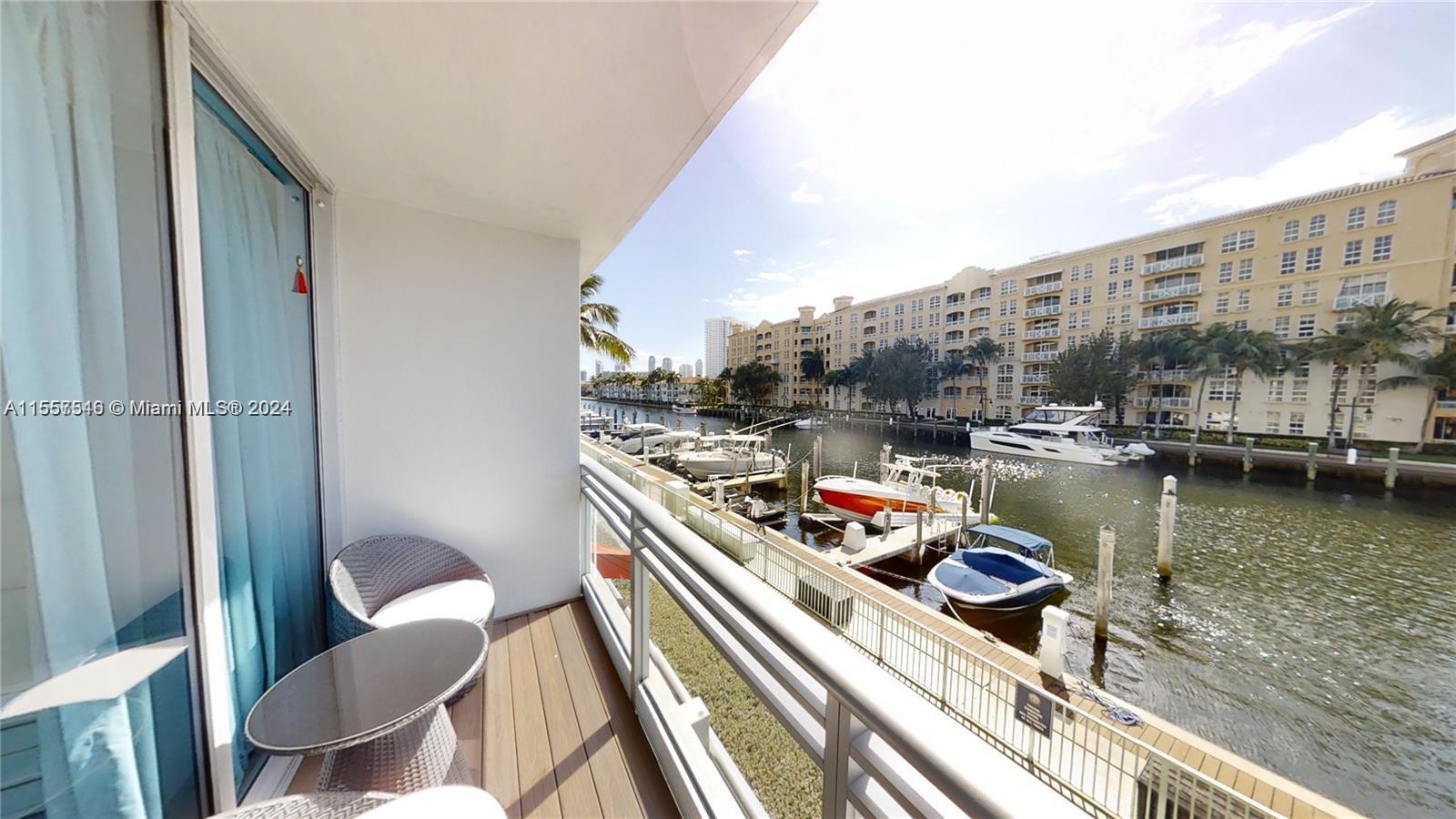 Beautifull Apartment located at the exclusive ARTECH RESIDENCES with direct view to the marina overlooking the Intercostal. Take this opportunity to own the best unit available in this area, fully renovated, Standout features include a fully upgraded modern design with spacious living area and an ultramodern kitchen with top-of-the-line appliances. Amenities such as swimming pool, fitness center, Club house and recreation salon. walking distance to shops and restaurants.