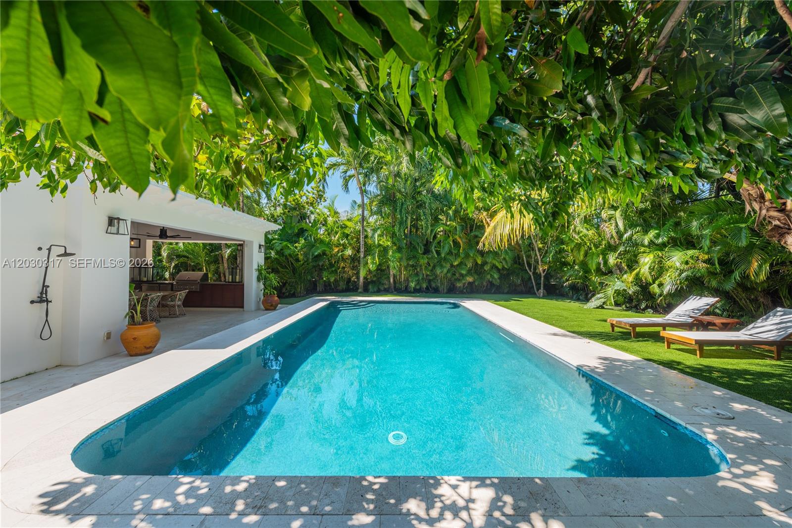 BEACH VIEW - Residential
