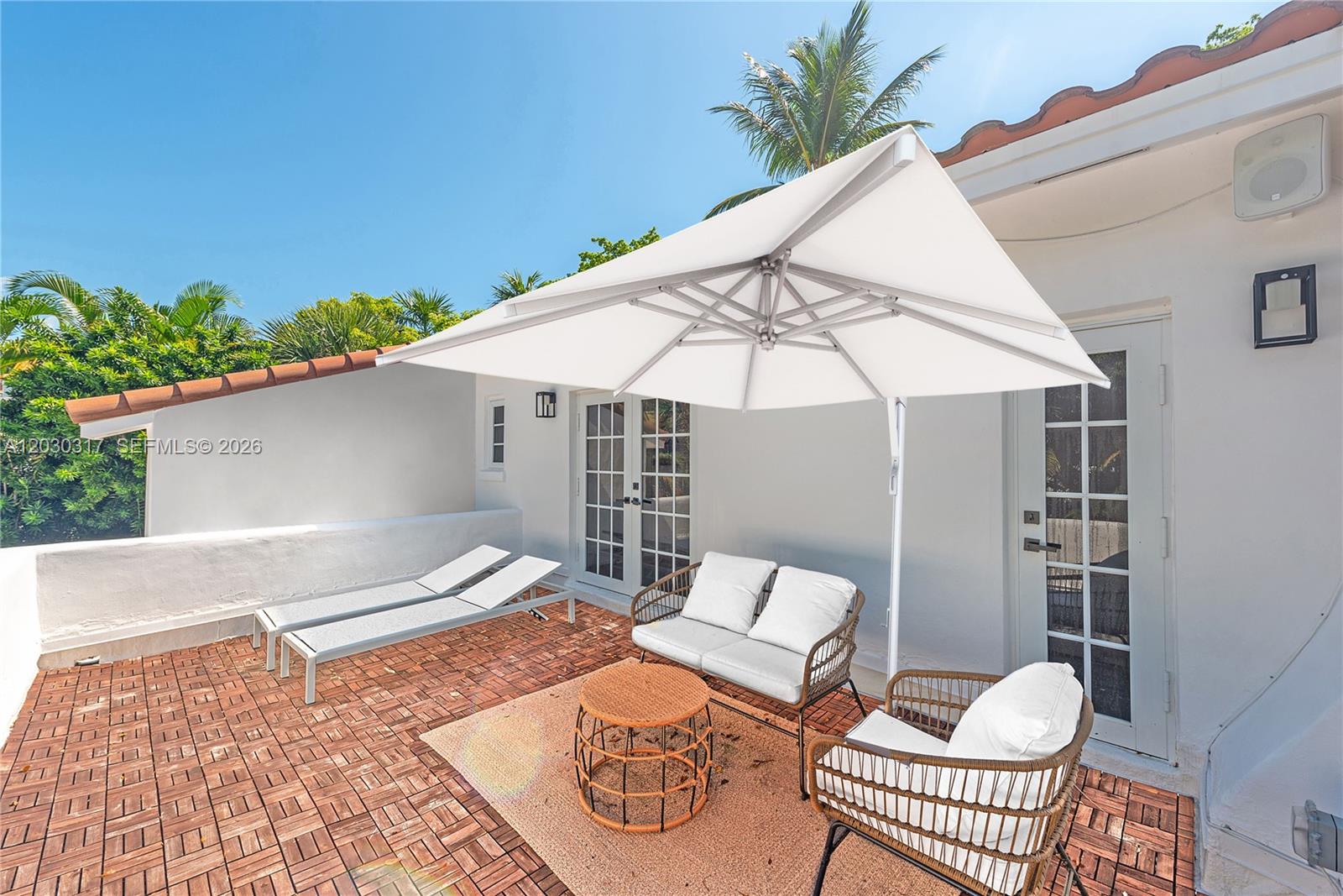 BEACH VIEW - Residential