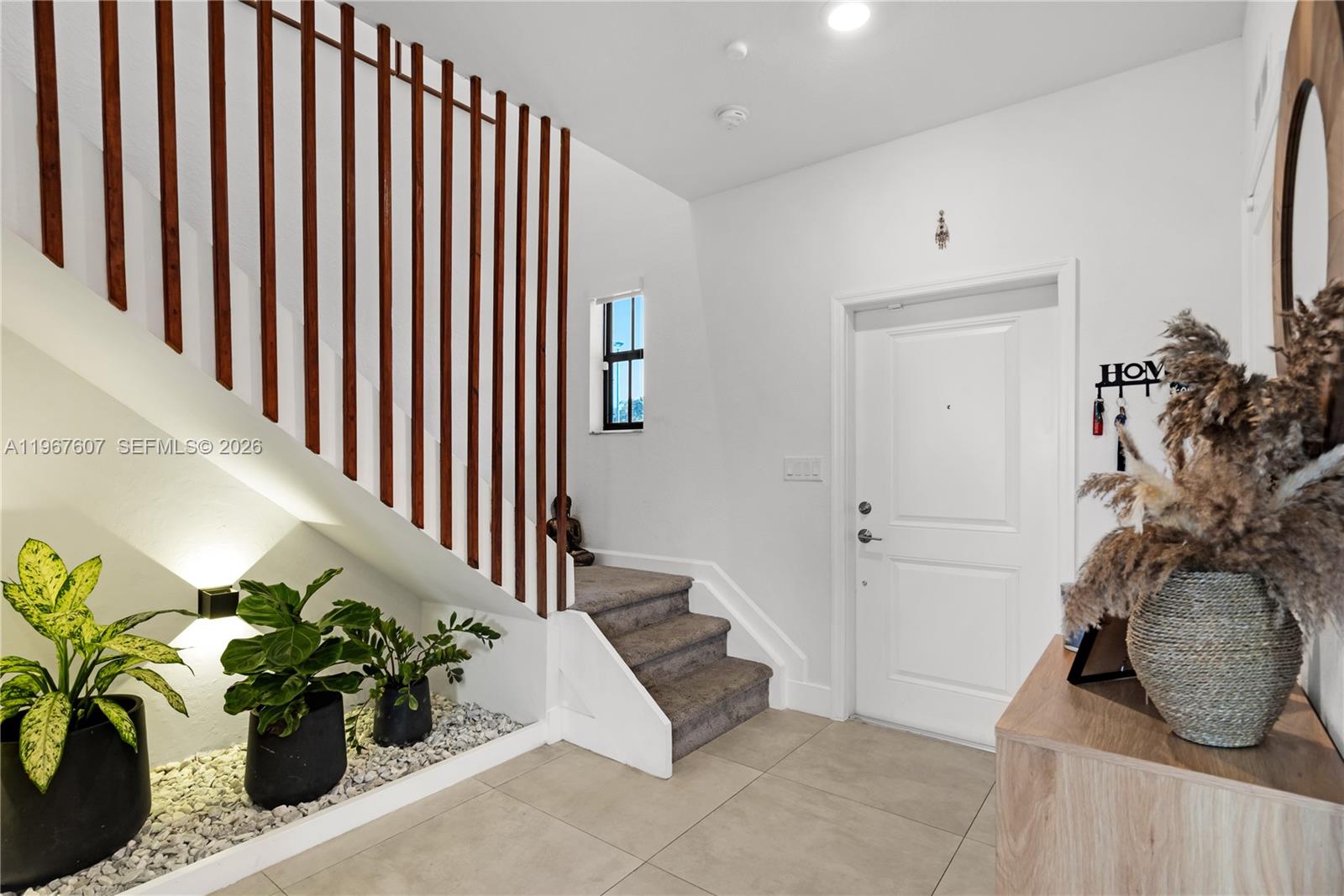 VISTA LAGO - Residential