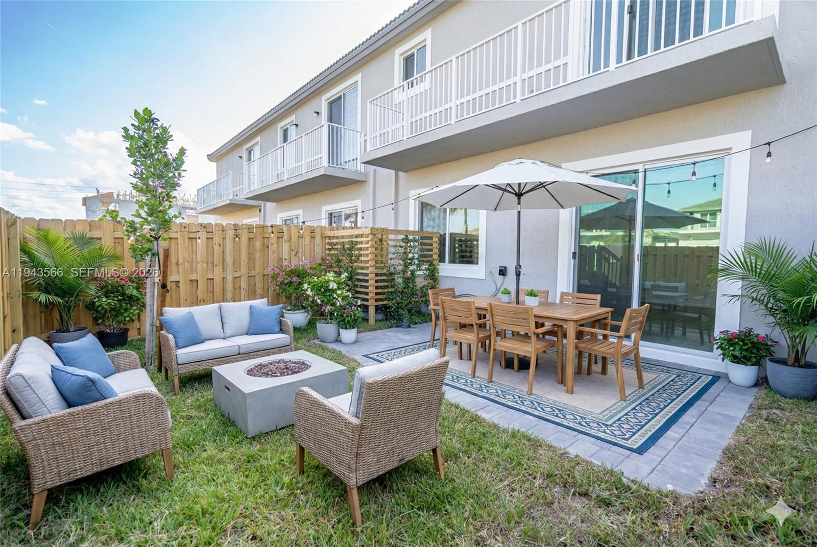 MIAMI LAND AND DEVELOPMEN - Residential Lease