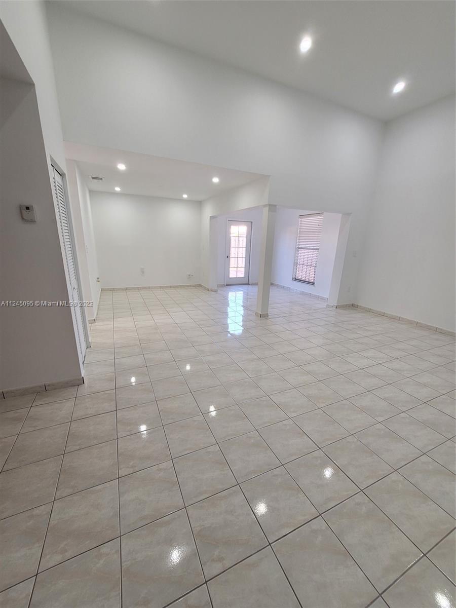 POINCIANA POINTE PHASE 2 - Residential Lease