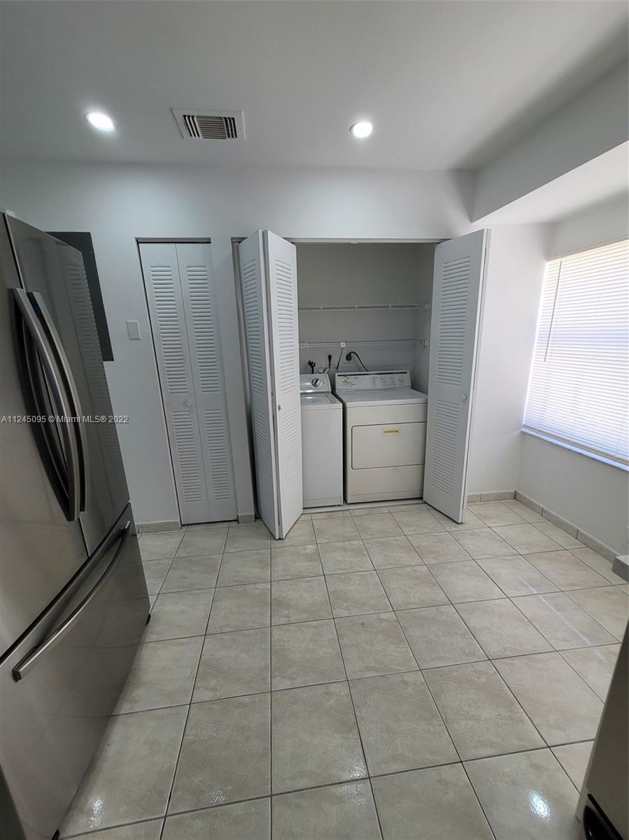 POINCIANA POINTE PHASE 2 - Residential Lease