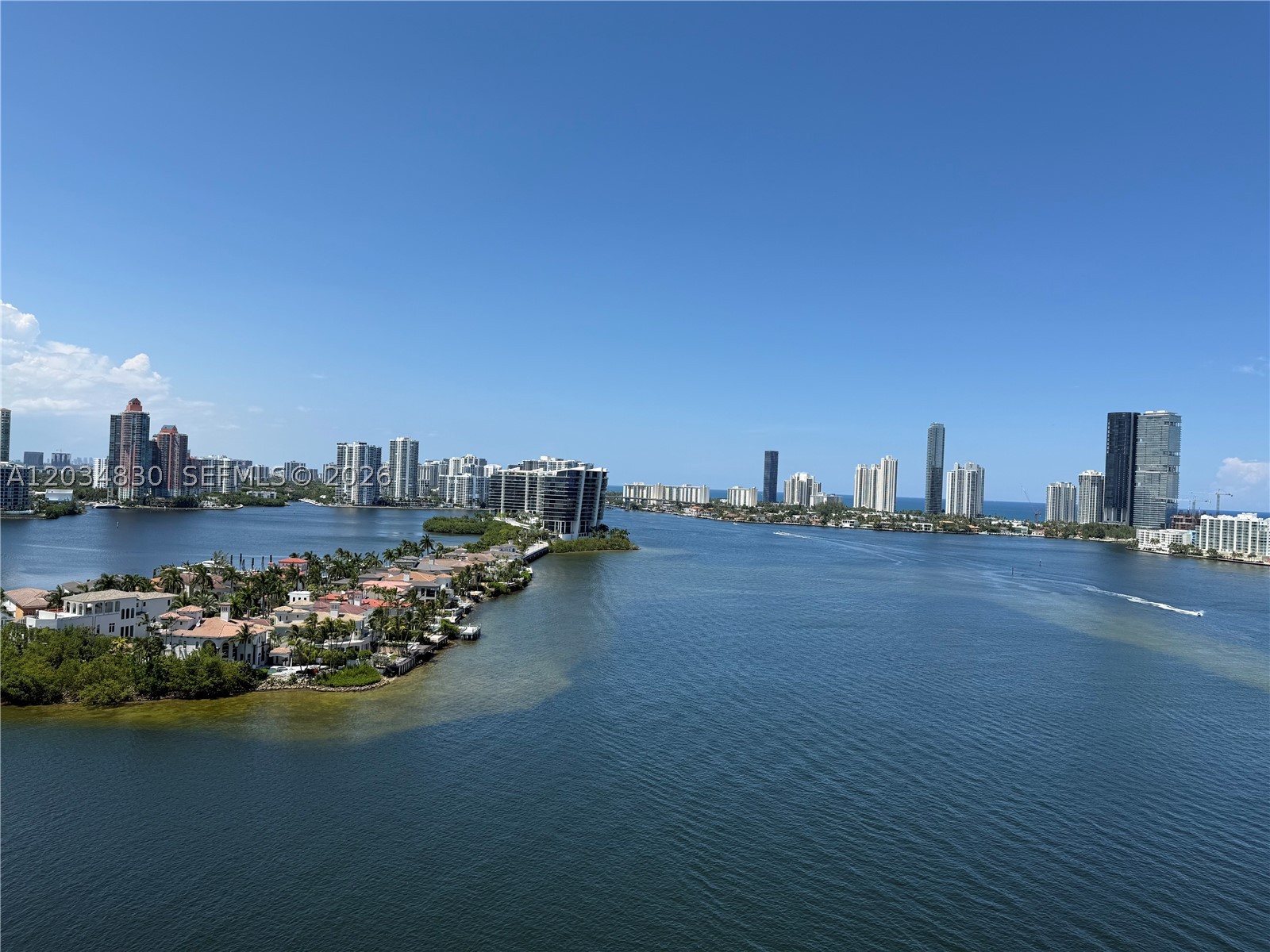 2800 ISL BLVD WILLIAMS IS - Residential