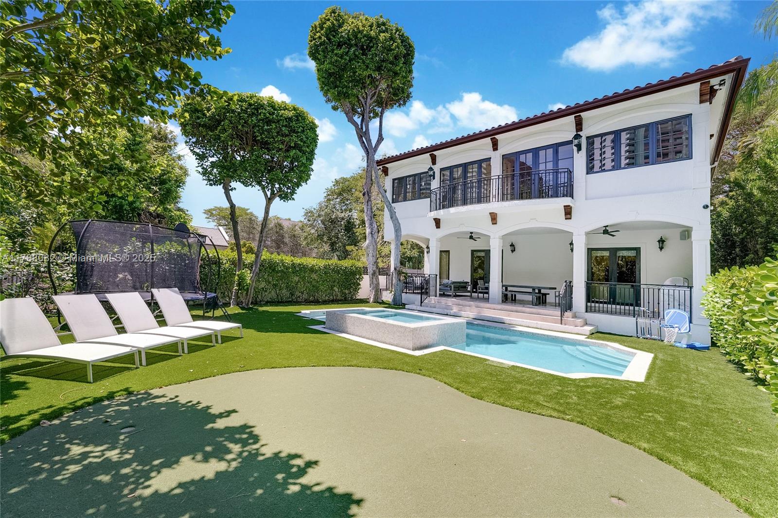 BRICKELLS FLAGLER - Residential