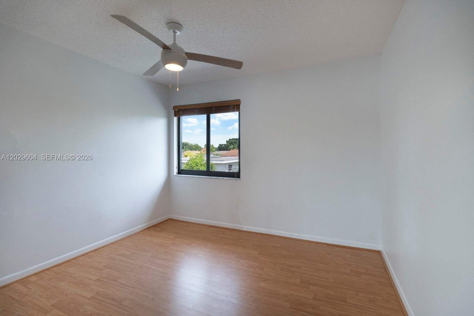 TROPICAL PARK VILLAS COND - Residential Lease