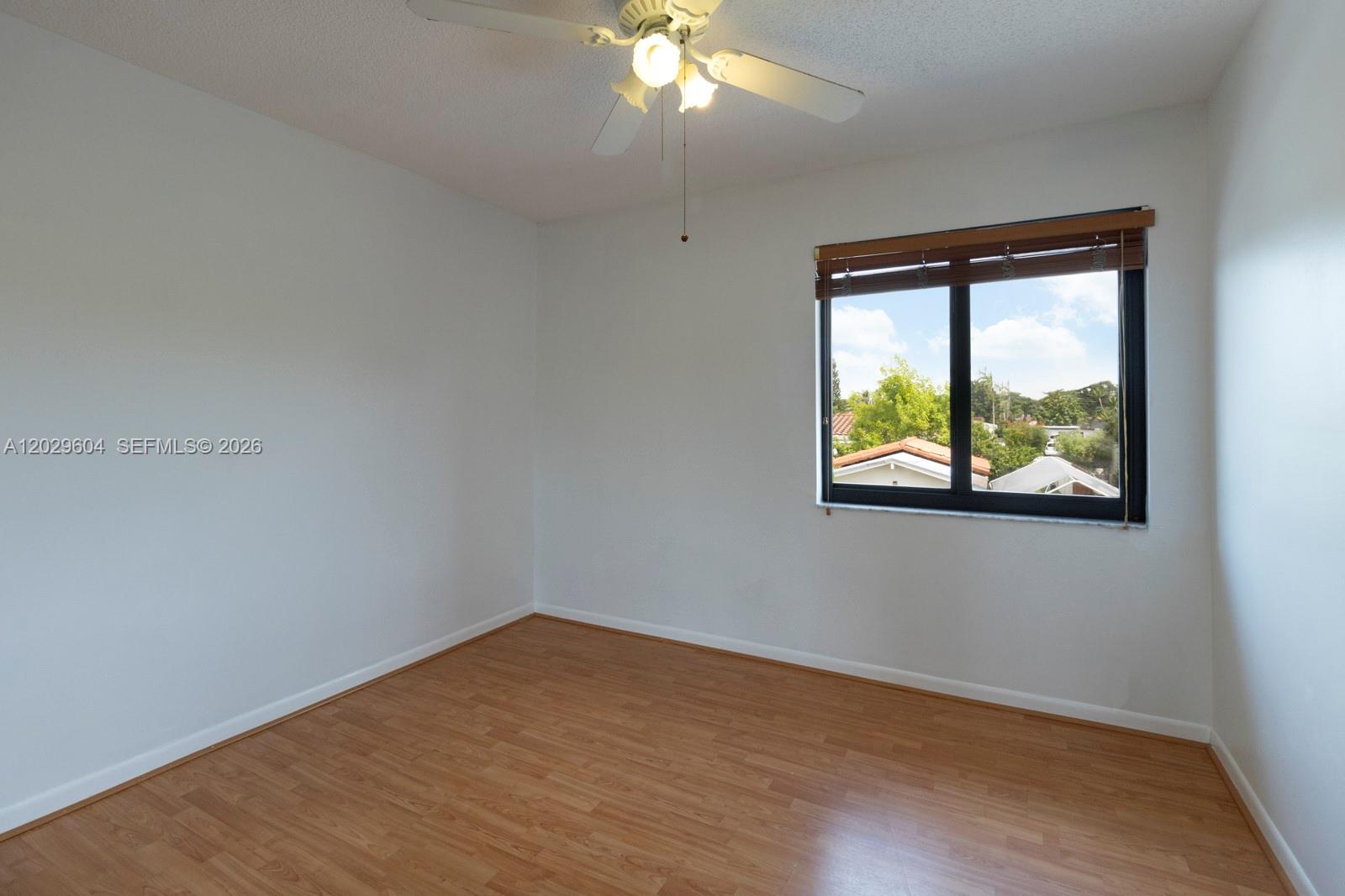 TROPICAL PARK VILLAS COND - Residential Lease