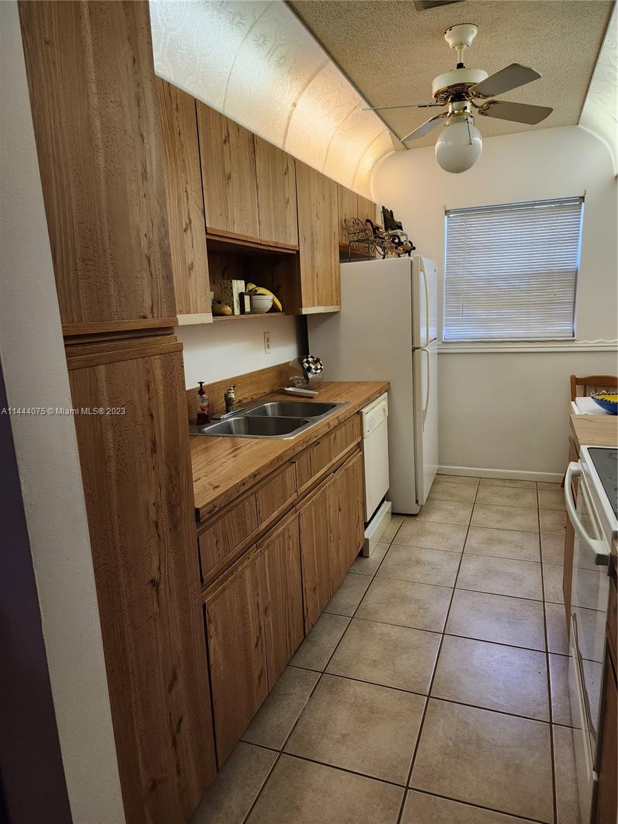 HIGH POINT OF DELRAY WEST - Residential