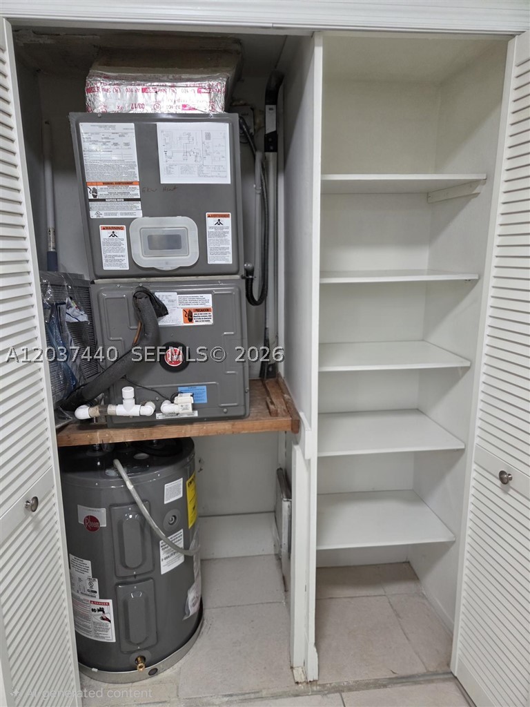 CASA VERANO CONDO - Residential Lease