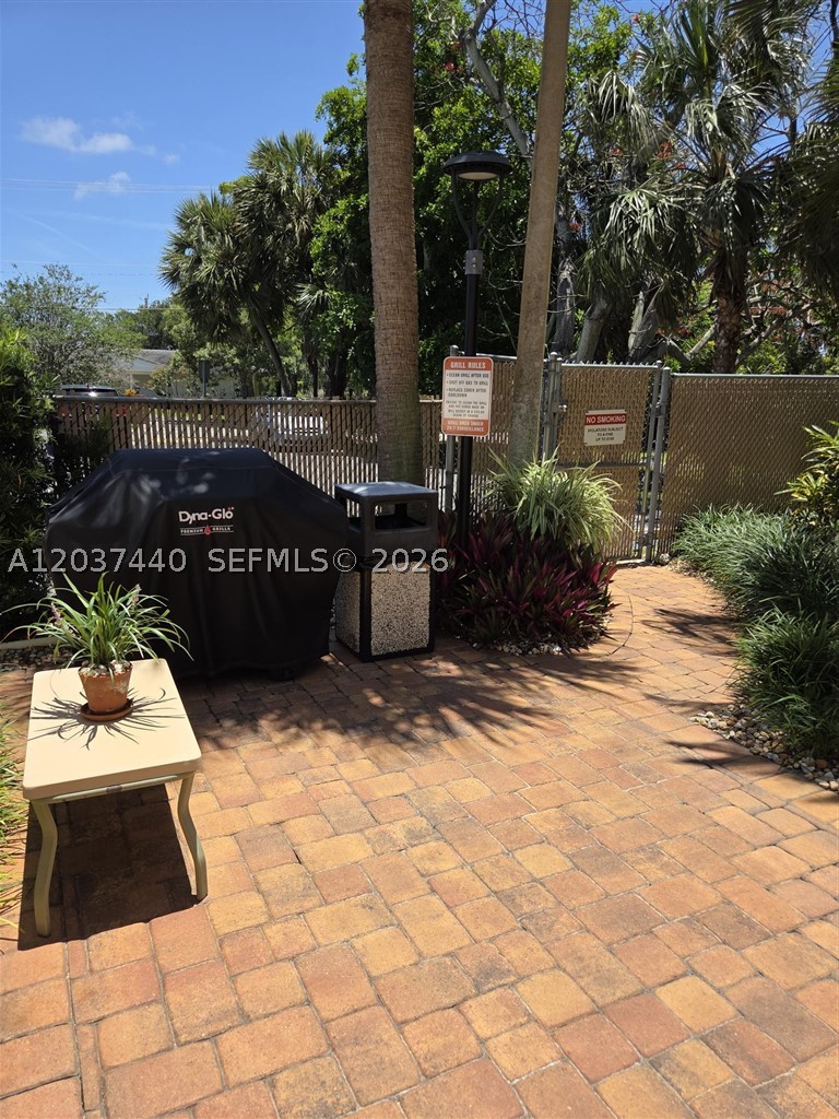 CASA VERANO CONDO - Residential Lease