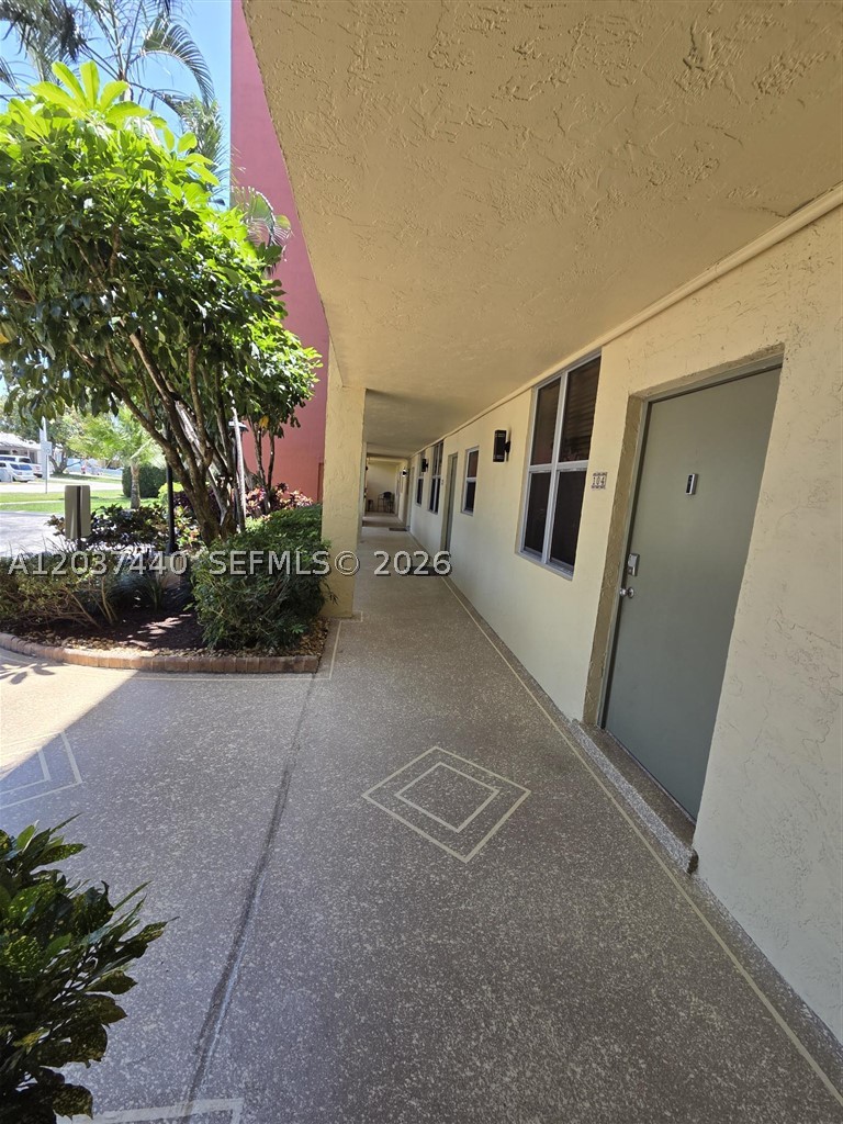 CASA VERANO CONDO - Residential Lease