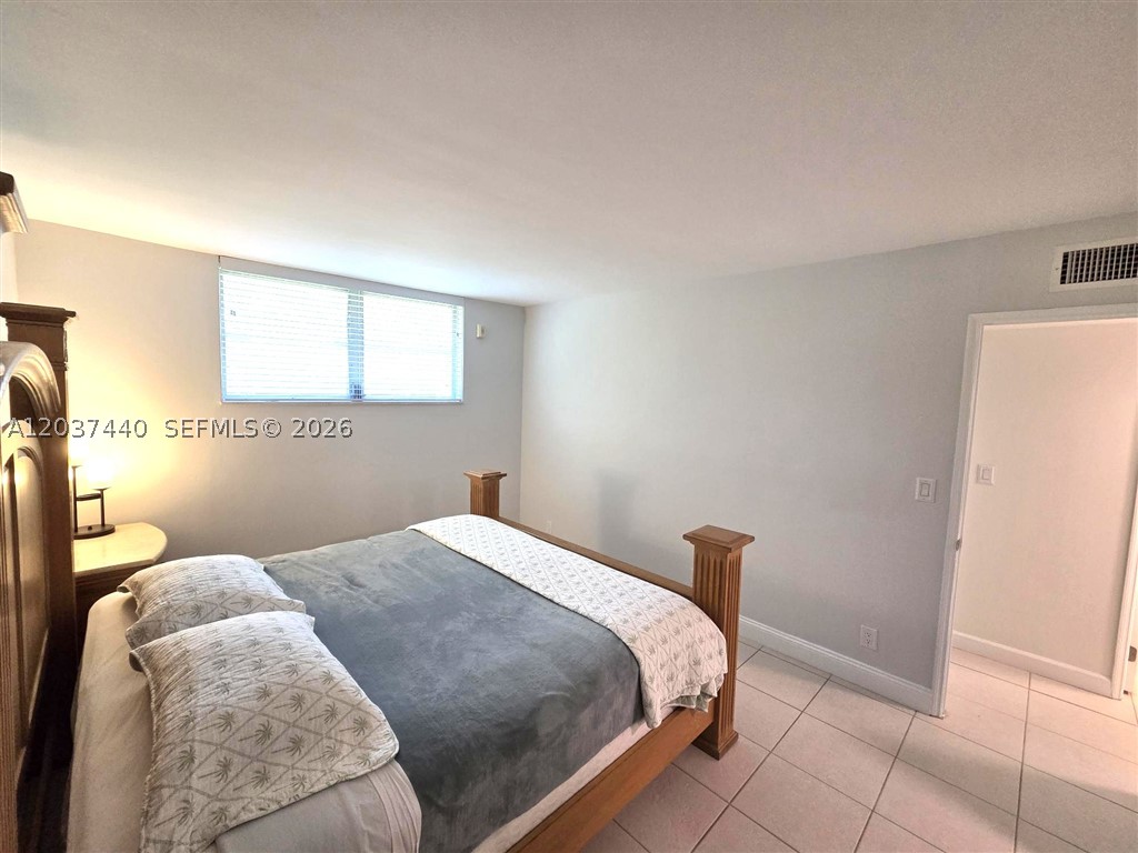 CASA VERANO CONDO - Residential Lease