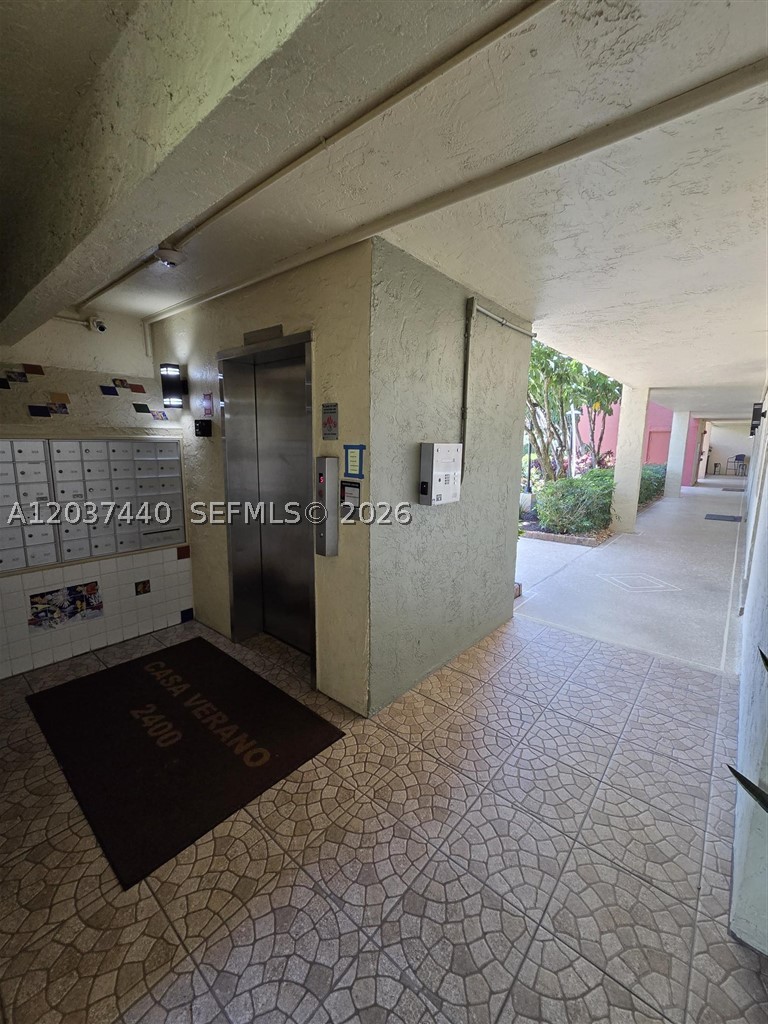 CASA VERANO CONDO - Residential Lease