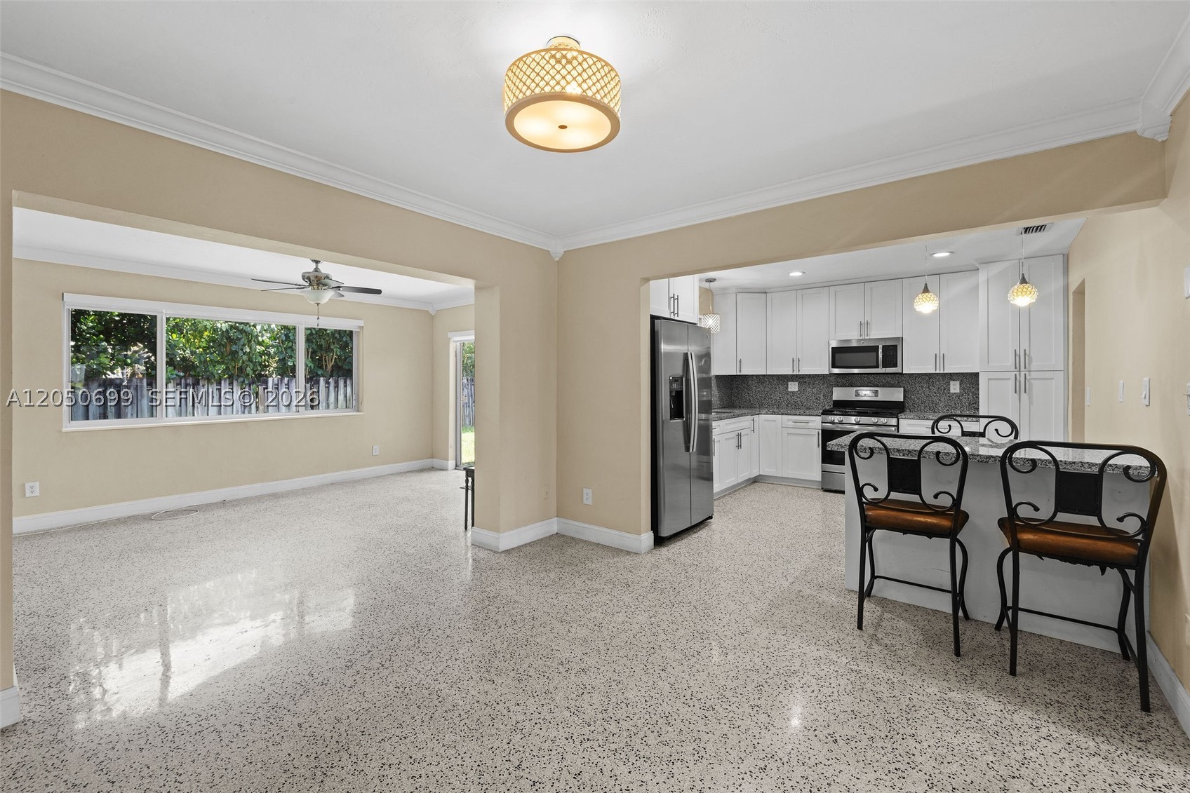 PASADENA LAKES - Residential
