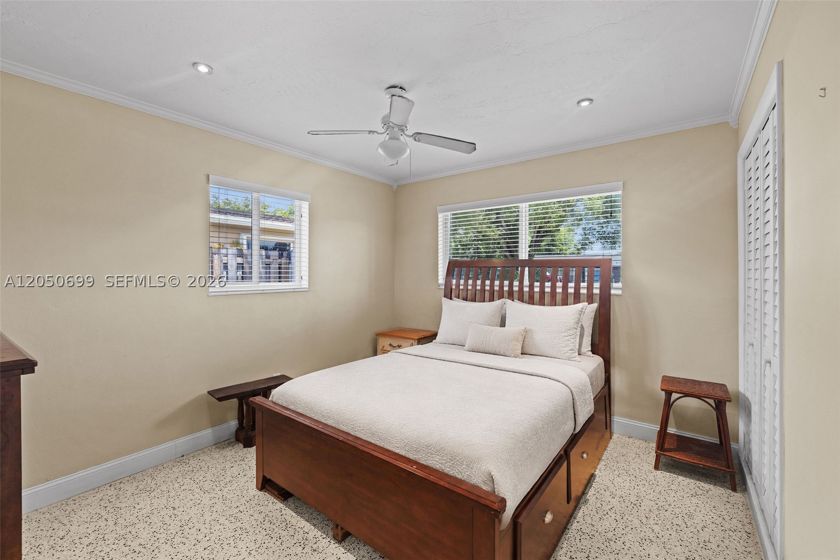 PASADENA LAKES - Residential