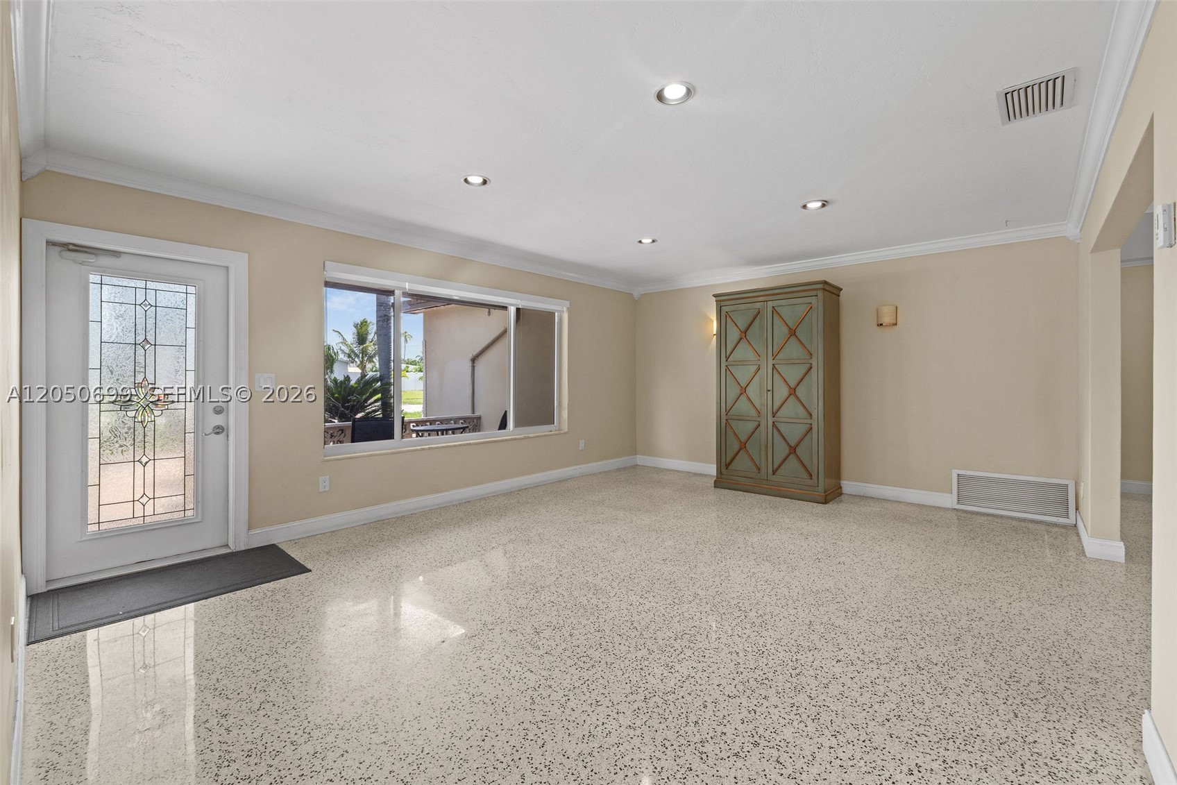 PASADENA LAKES - Residential