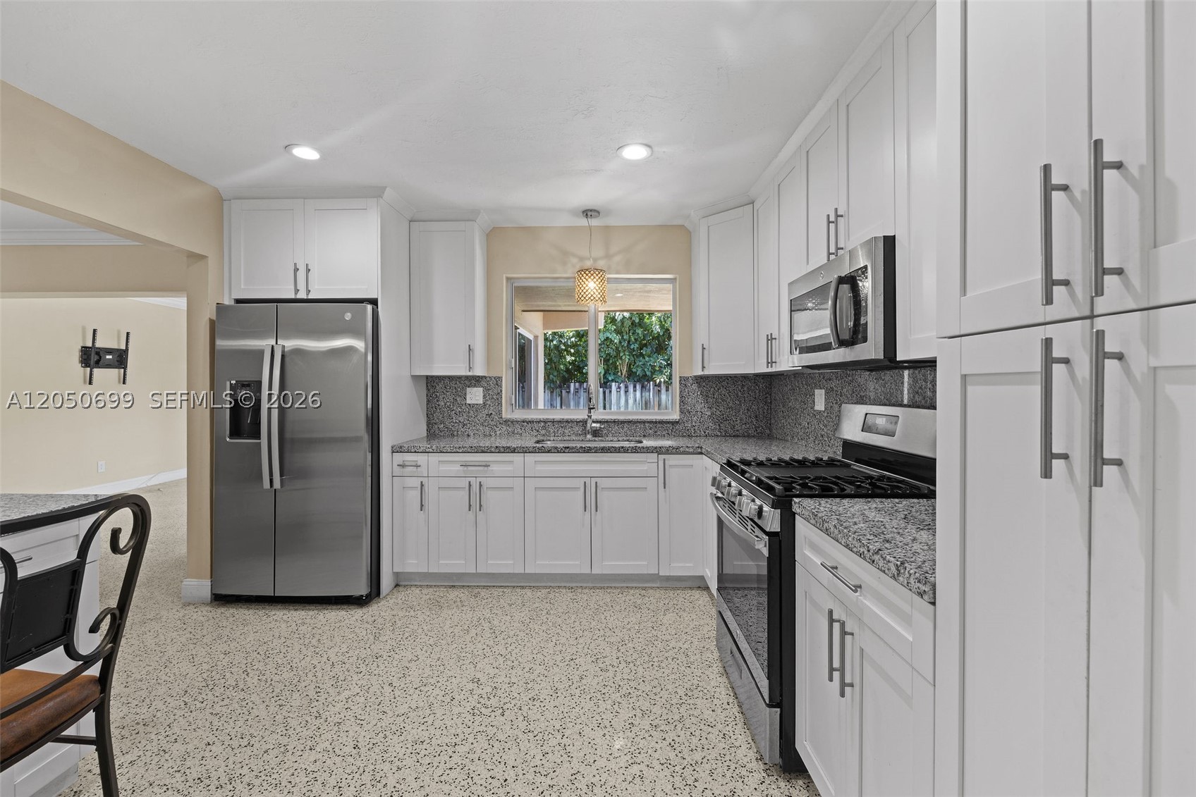 PASADENA LAKES - Residential