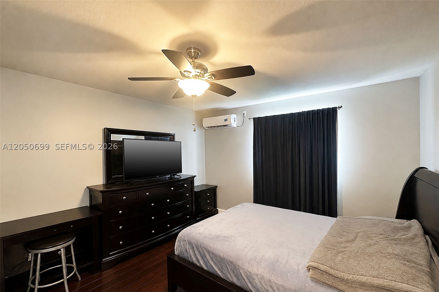 PASADENA LAKES - Residential