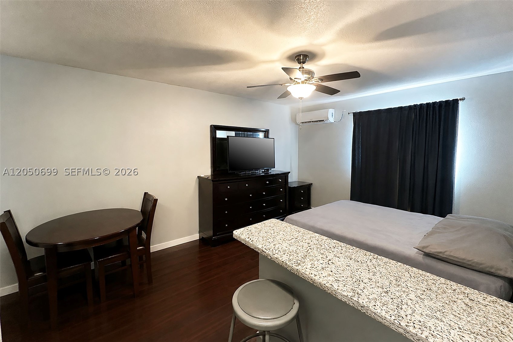 PASADENA LAKES - Residential