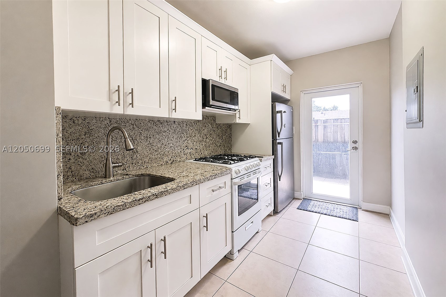 PASADENA LAKES - Residential