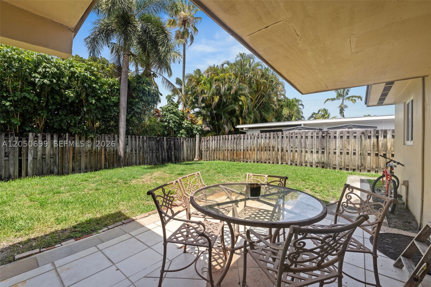 PASADENA LAKES - Residential