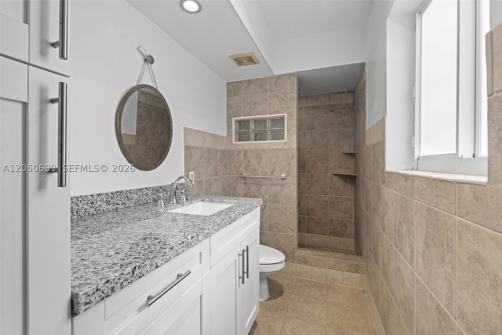 PASADENA LAKES - Residential