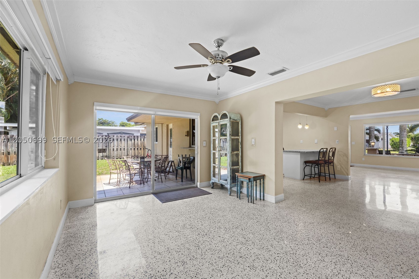 PASADENA LAKES - Residential