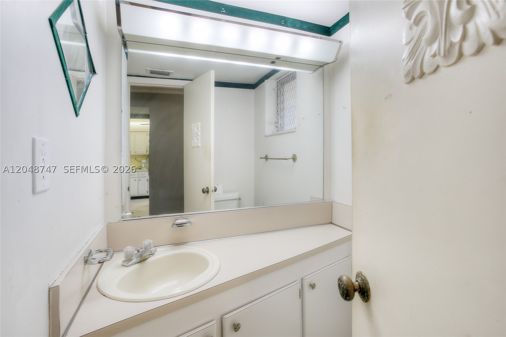 ROLLING GREEN CONDO C - Residential