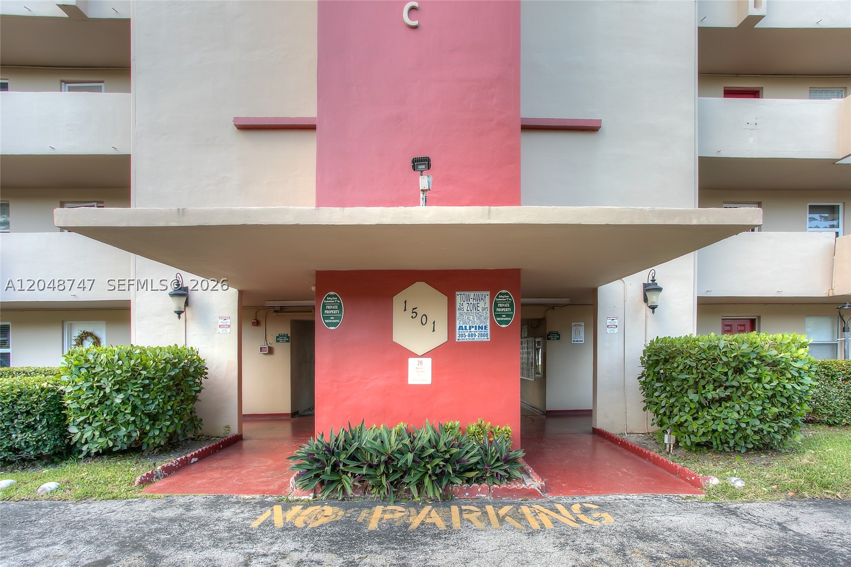 ROLLING GREEN CONDO C - Residential