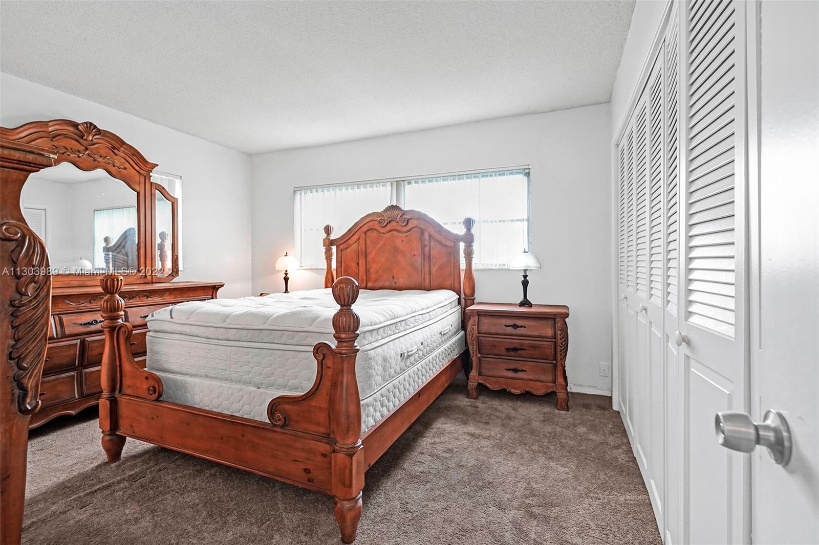 HILLCREST COUNTRY CLUB AP - Residential