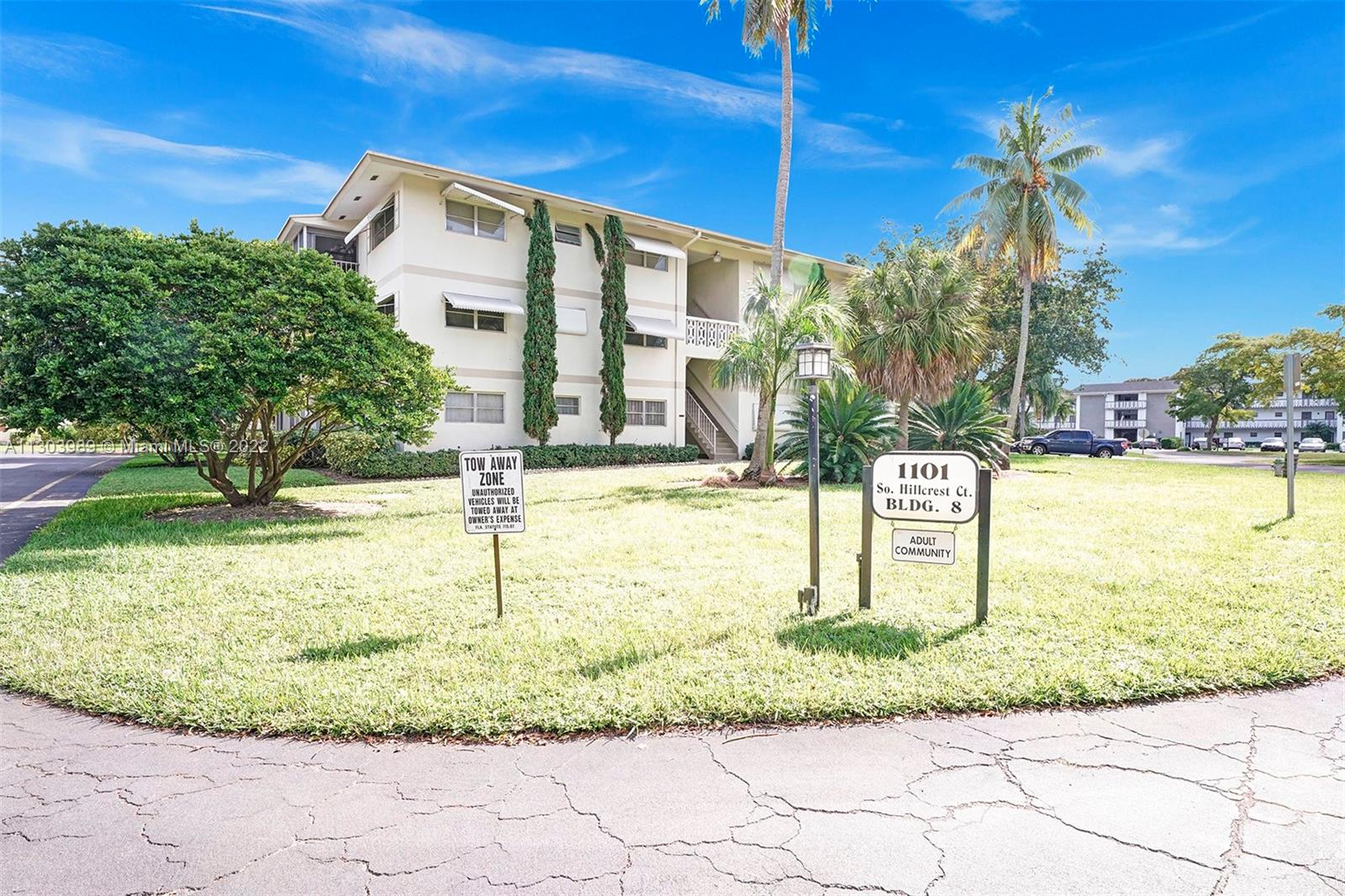 HILLCREST COUNTRY CLUB AP - Residential
