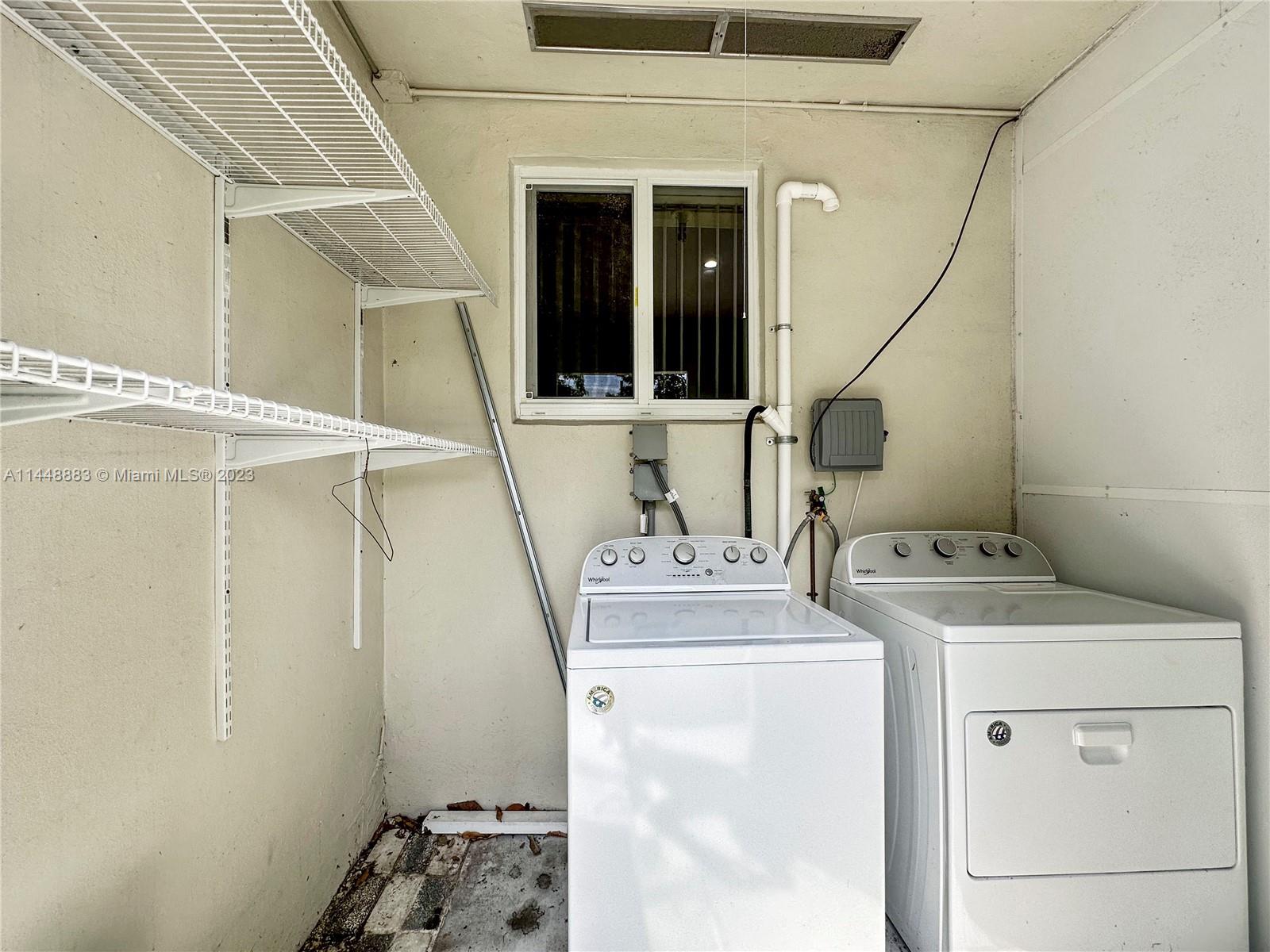 GROVELAND PK - Residential Lease