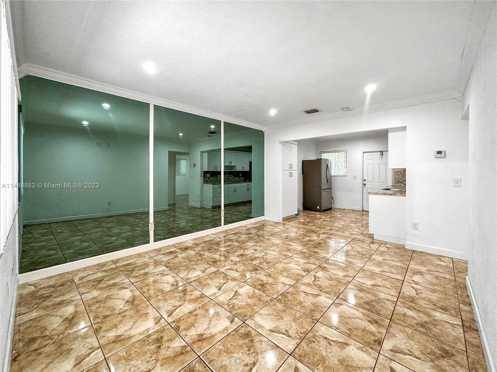 GROVELAND PK - Residential Lease
