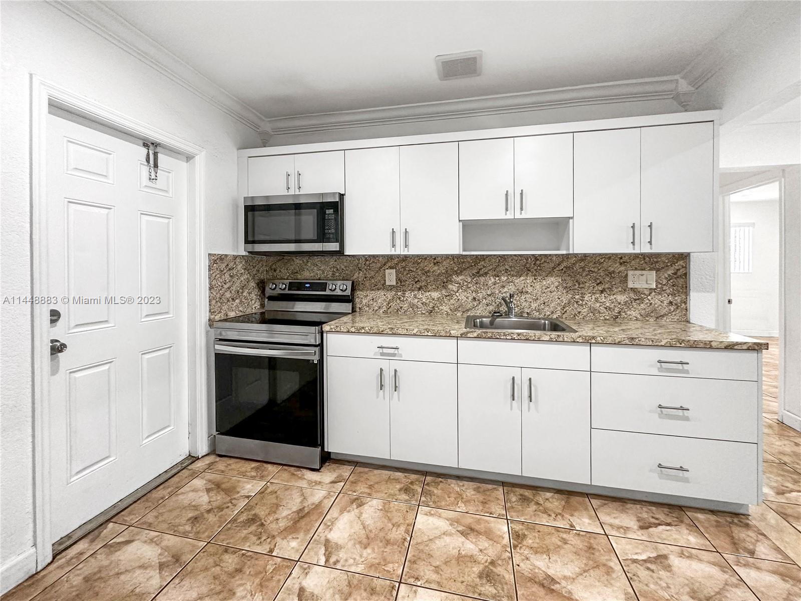 GROVELAND PK - Residential Lease