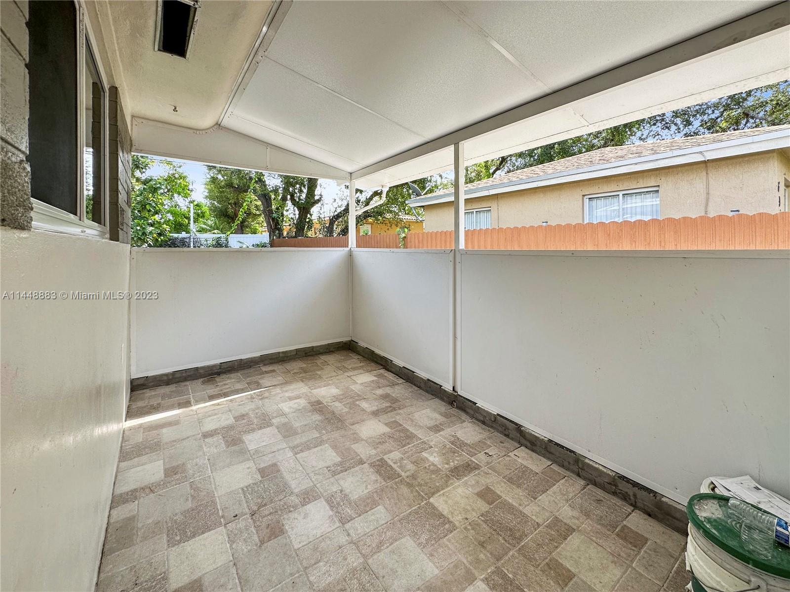 GROVELAND PK - Residential Lease