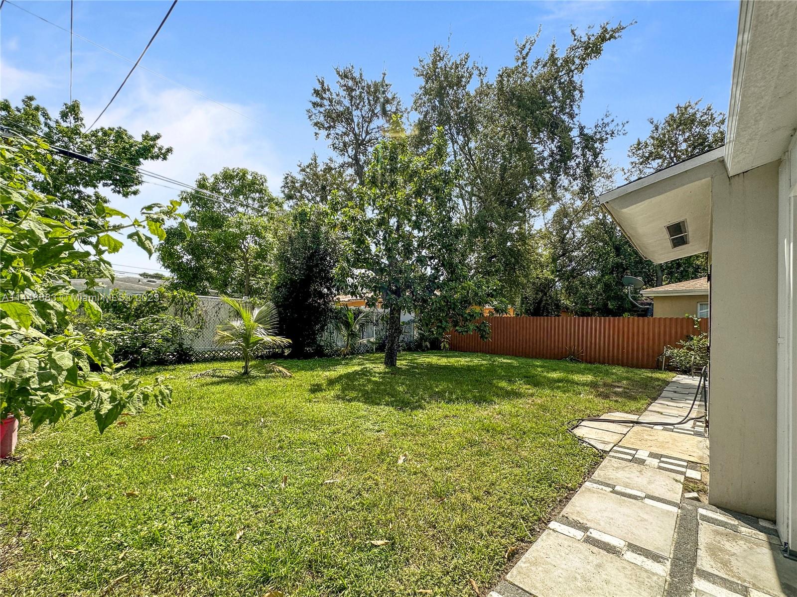 GROVELAND PK - Residential Lease