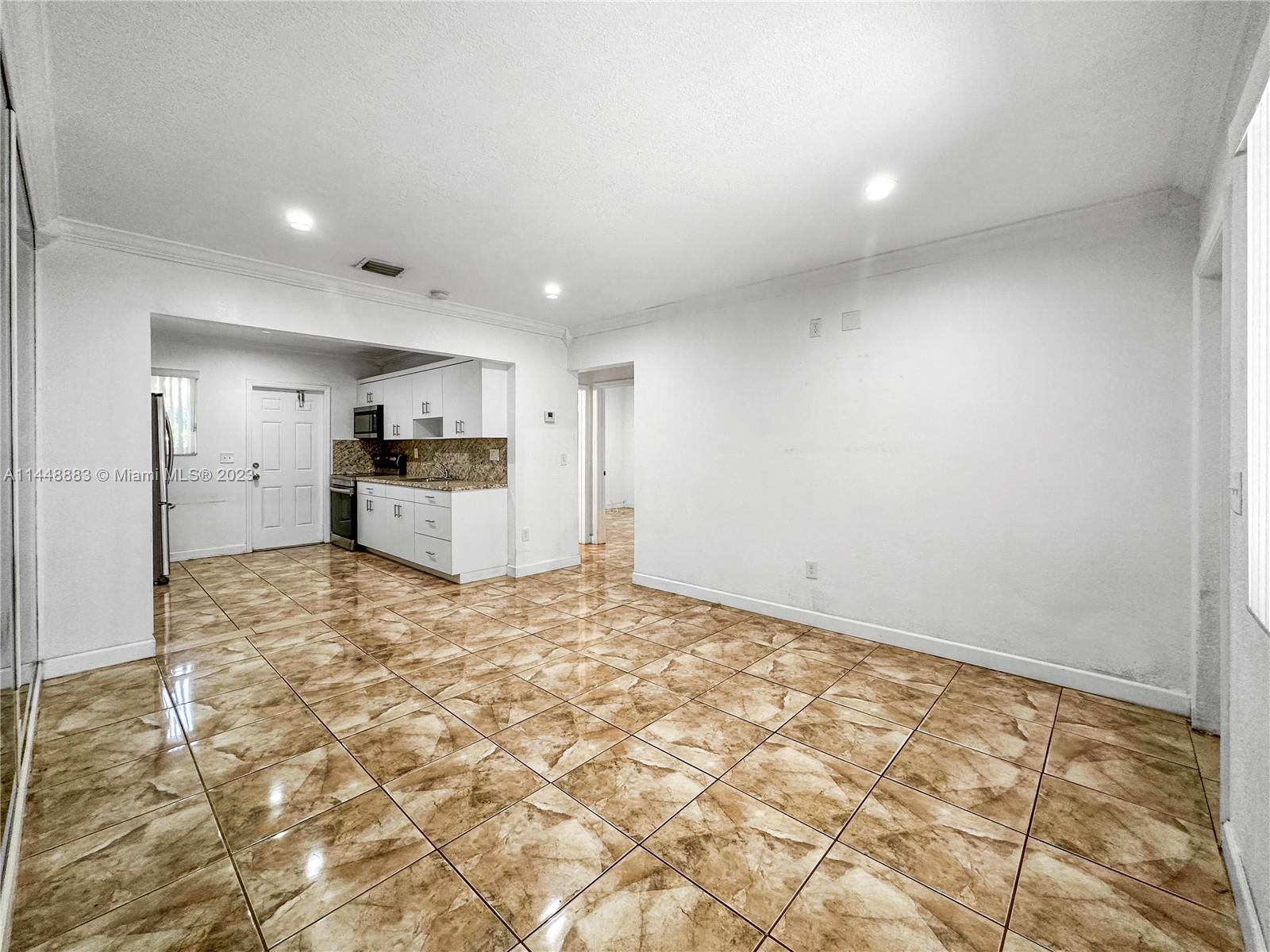 GROVELAND PK - Residential Lease
