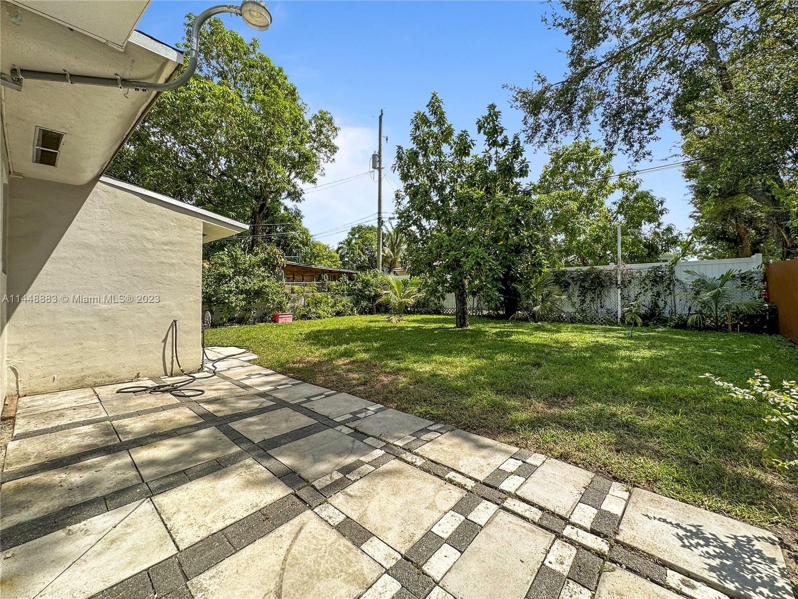 GROVELAND PK - Residential Lease