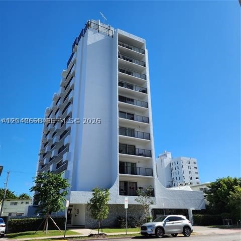 GOLDEN WEST CONDO - Residential