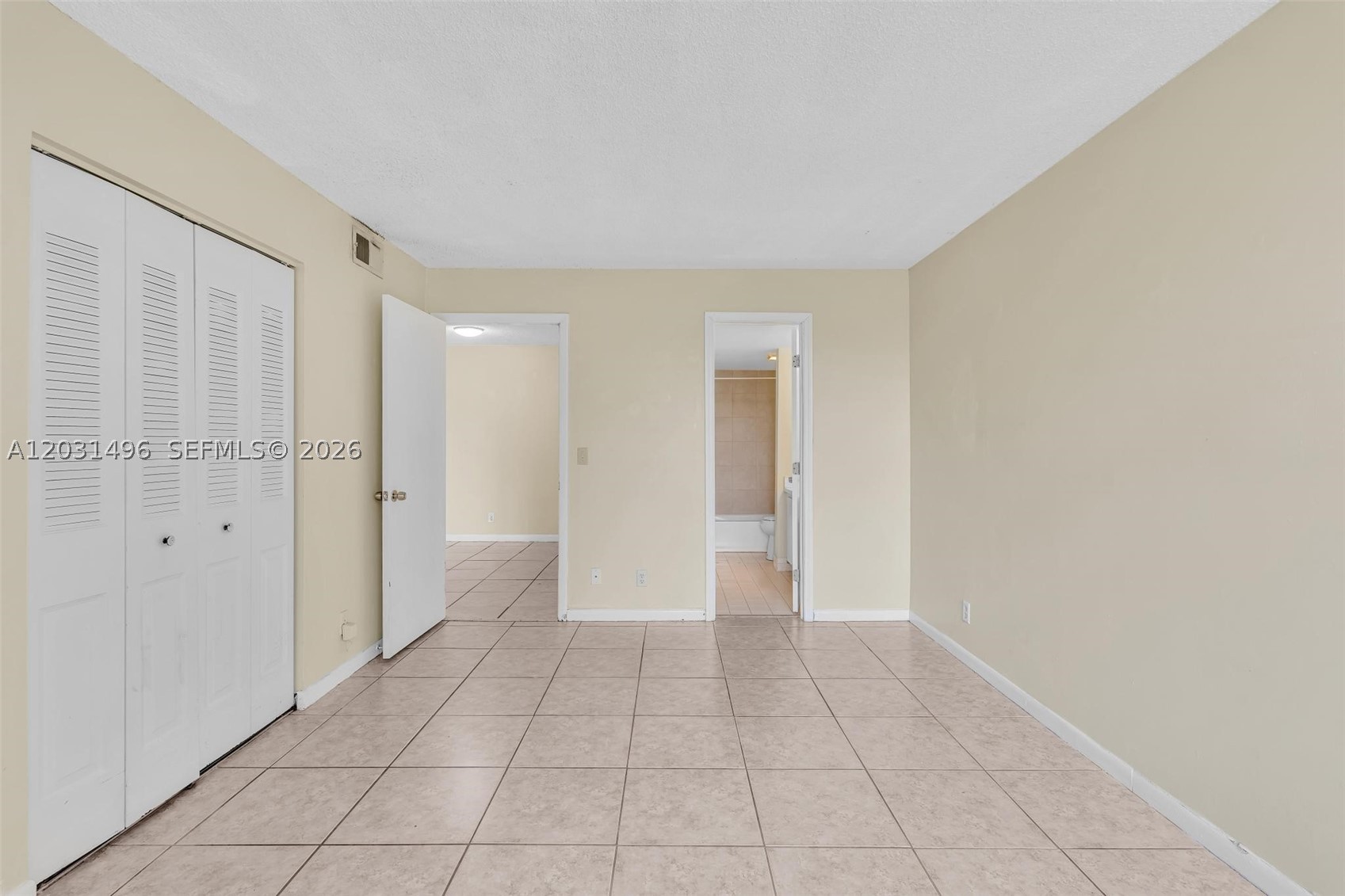 LAKES OF JACARANDA CONDO - Residential