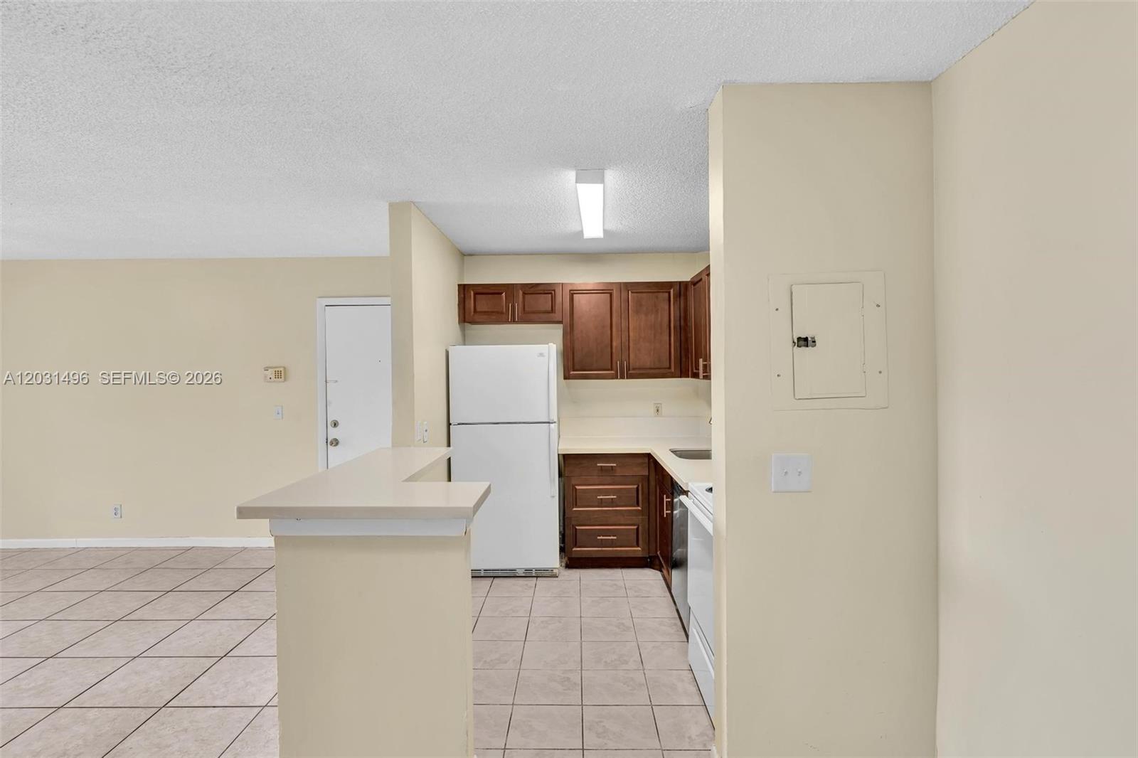 LAKES OF JACARANDA CONDO - Residential