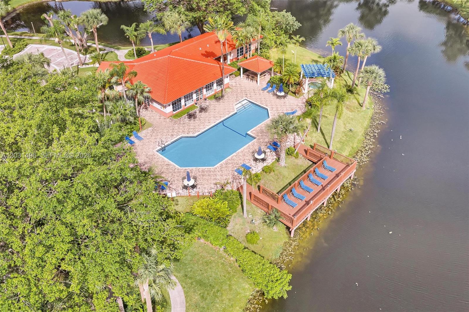 LAKES OF JACARANDA CONDO - Residential