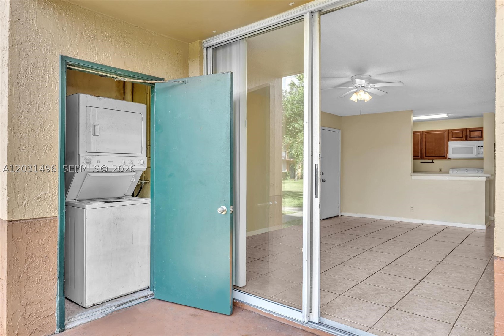 LAKES OF JACARANDA CONDO - Residential
