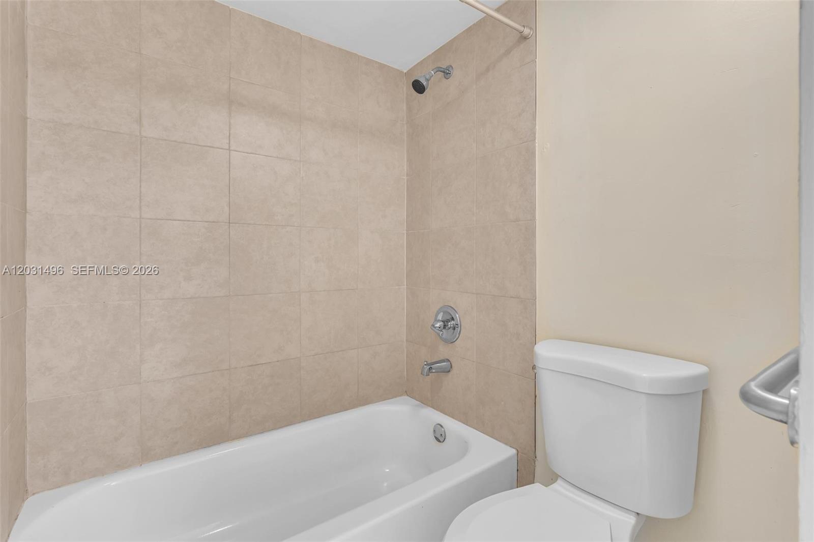 LAKES OF JACARANDA CONDO - Residential